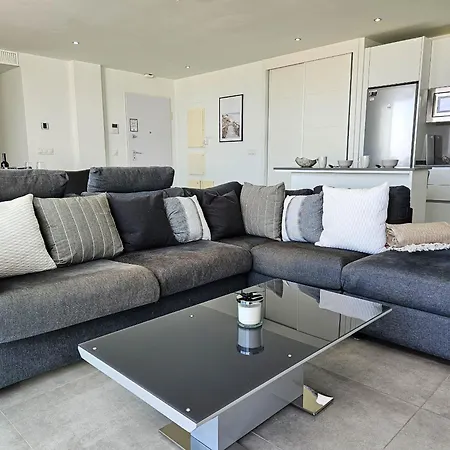 Apartment 2nd Floor Large Terrace & Pool Views Casa Banderas