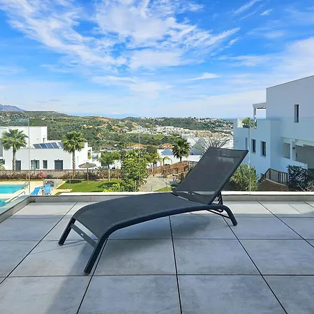 Apartment 2nd Floor Large Terrace & Pool Views Casa Banderas La Cala De Mijas